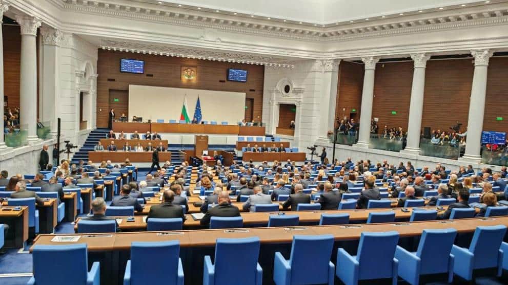 parlament 2