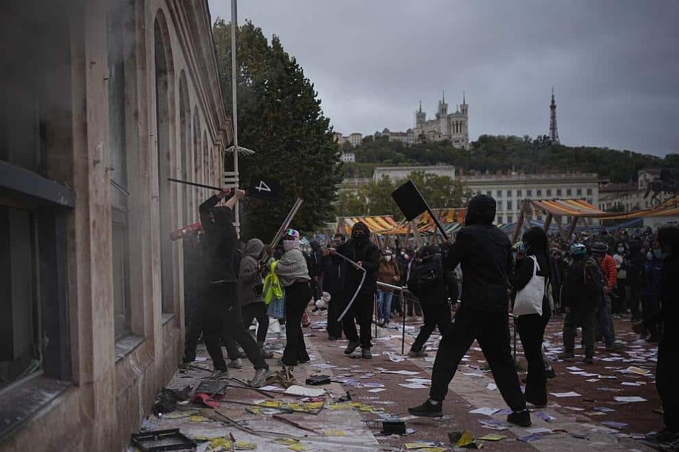 protesti