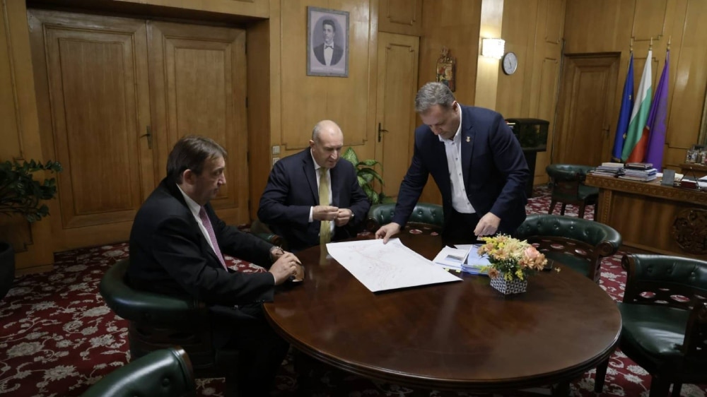 Румен Радев: По-добрата свързаност на Велико Търново има стратегическо значение за свързаността на цяла Северна България
