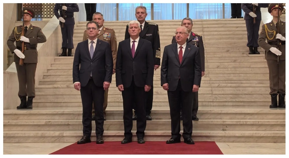 Военни Министри